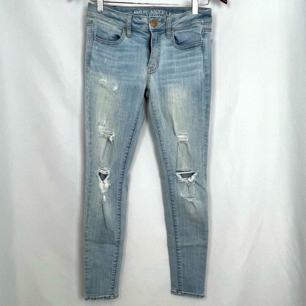 American Eagle Jegging Ripped Jeans